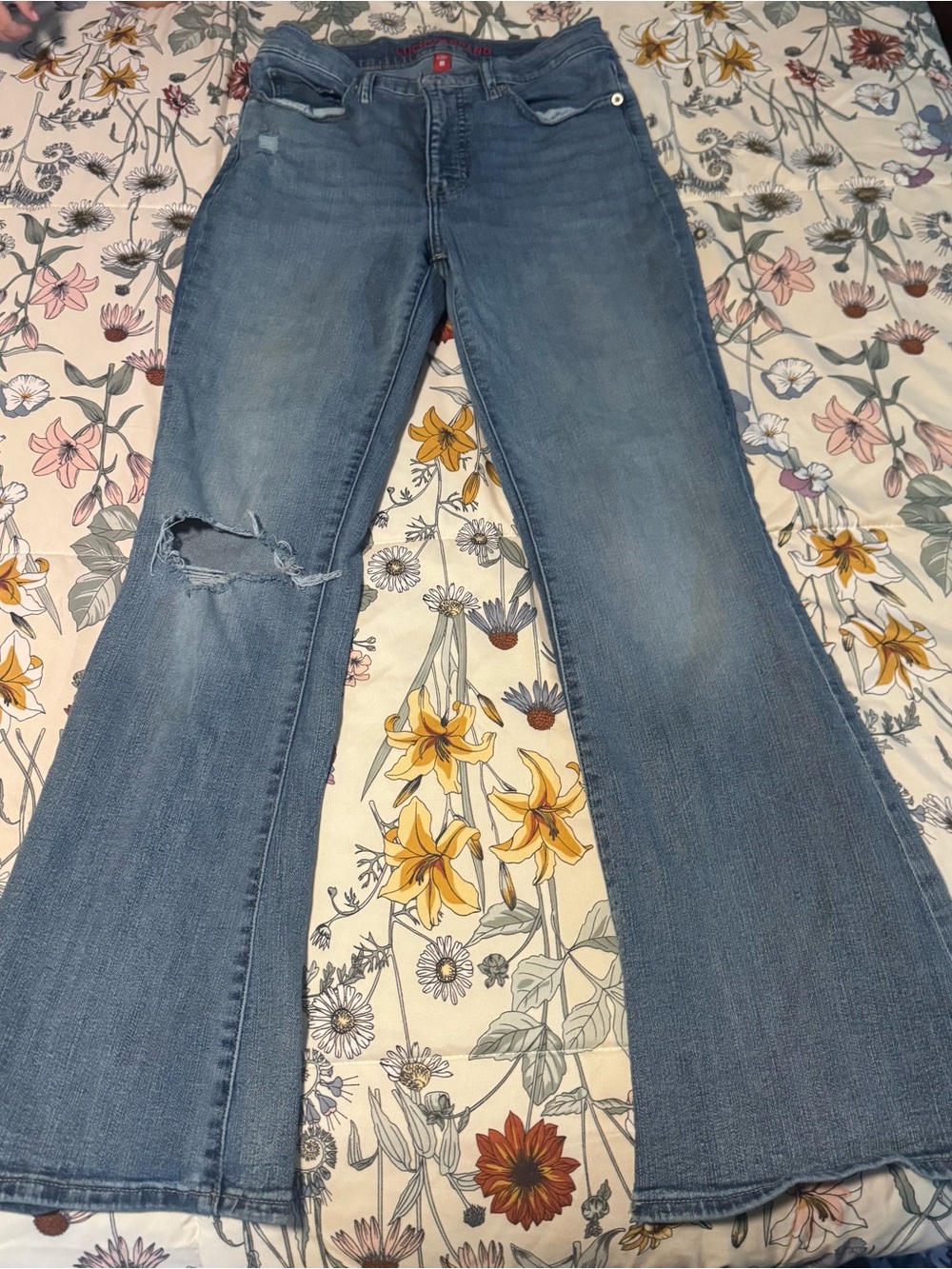 Lucky Brand Light Blue Flare Jeans with Distressed Knee